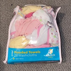 Pack of baby wash cloths
